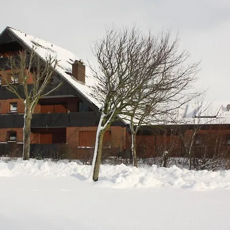 Haus Oevern Diek 1 * בוסום